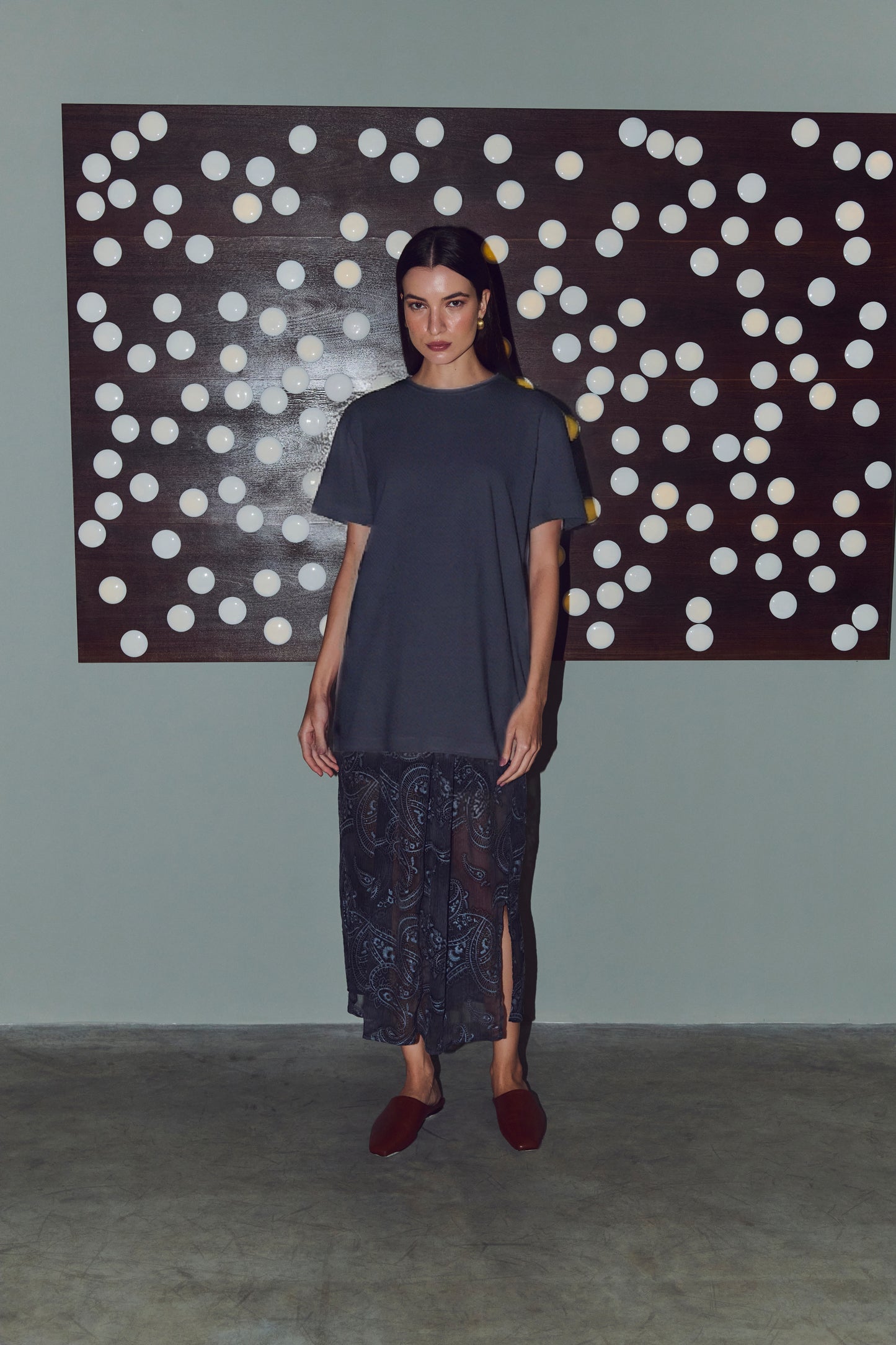 T-SHIRT OVER CINZA